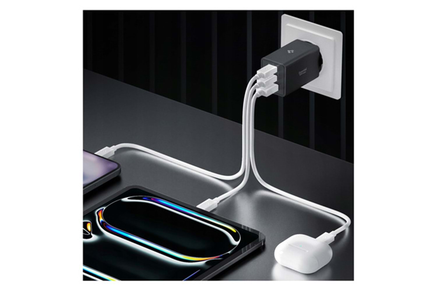 Spigen 67W USB-C + USB-A 3 Port Hızlı Şarj Aleti PPS 2.0 Desteği GaN Pro Destekli Type-C Black - ACH09458