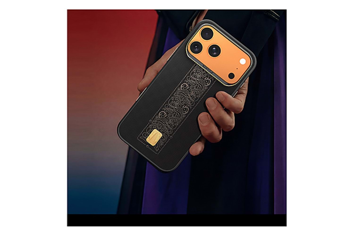 Apple iPhone 17 Pro Max Kılıf M-safe Şarj Özellikli Raptic Aramid Dual Rise Serisi 24 Ayar Altın Kaplamalı Kapak