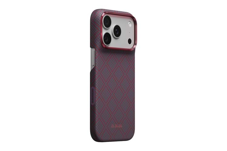 Apple iPhone 18 Pro Max Kılıf M-safe Şarj Özellikli Aramid Karbon Fiber Pitaka Tactile Woven Starpeak Serisi Milky Way Galaxy Kapak